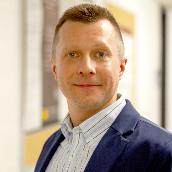Headshot of Nathaniel E. Helwig from Sep 14, 2025.